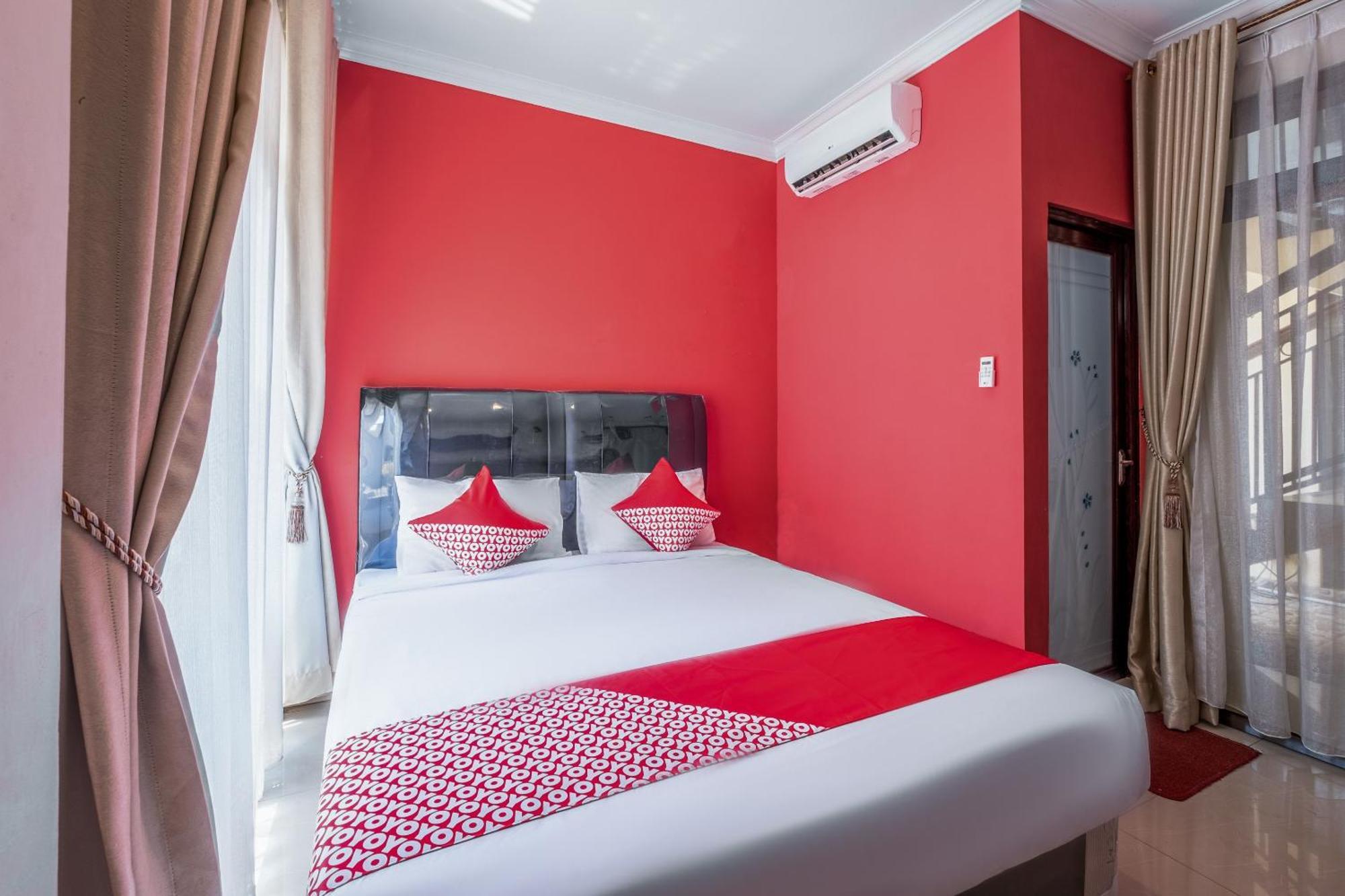 Oyo Collection O 1032 Rahayu Residence Syariah Cirebon Luaran gambar